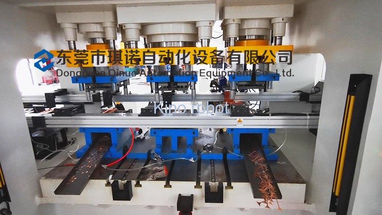 三次元機械手