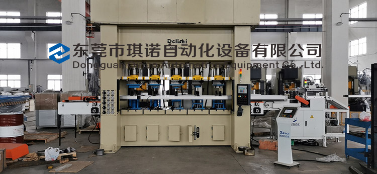 工業(yè)機器人